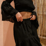 COMMIT TO ME ORGANIC Organic Cotton Top With Detachable Sleeves -Black - Image 4