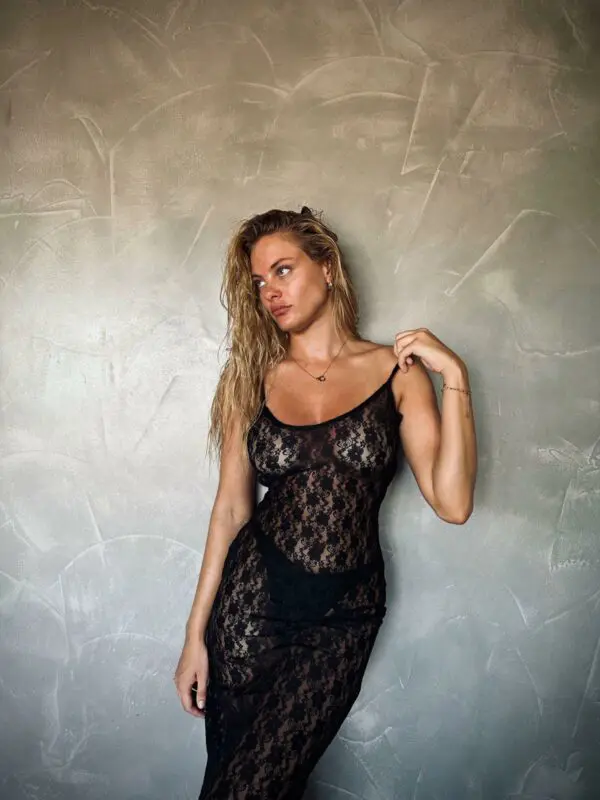 WON'T GET OVER ME Maxi See-Through Φόρεμα Με Δαντέλα Και Τιράντες