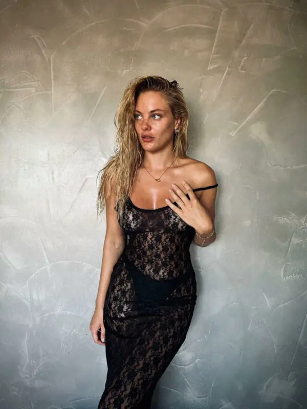 WON'T GET OVER ME Maxi See-Through Φόρεμα Με Δαντέλα Και Τιράντες - Image 2