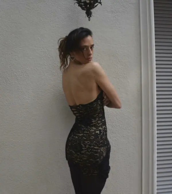 FEMME FATALE Mini Strapless Dress With Corset And Lace Details - Image 3