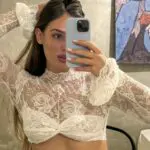 HOLD IT DOWN Long-Sleeve Crop Top With Lace Details - Image 5