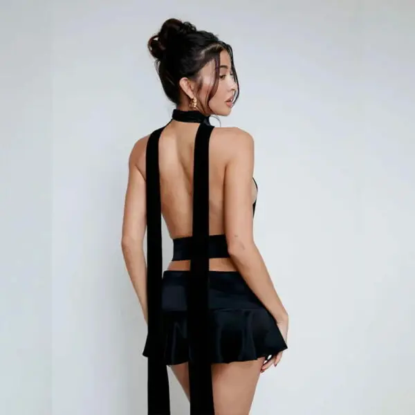 Σετ Πολυμορφικό Αμάνικο Τοπ Kαι Mini Φούστα - Image 3