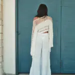 HONOLULU Χειροποίητο Πλεκτό Μακρυμάνικο Crop Τοπ Με Ξέφτια -Λευκό - Image 4