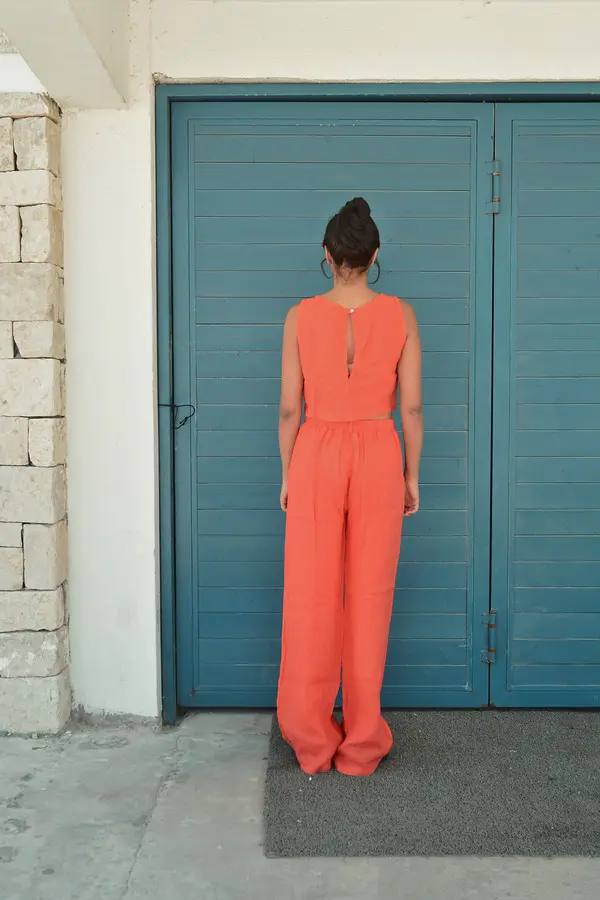 Straight-Line Linen Pants With Pockets - Image 3
