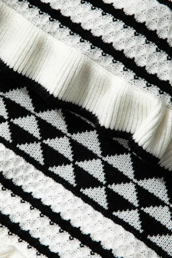Black and White Crochet Top And Skirt Set With Ruffles - Image 11
