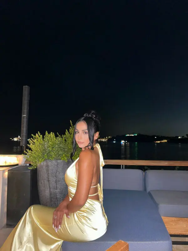 Maxi Dress With Open Back, Neck Tie And Satin Look -Yellow - Image 4
