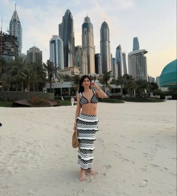 Black and White Crochet Top And Skirt Set With Ruffles - Image 2