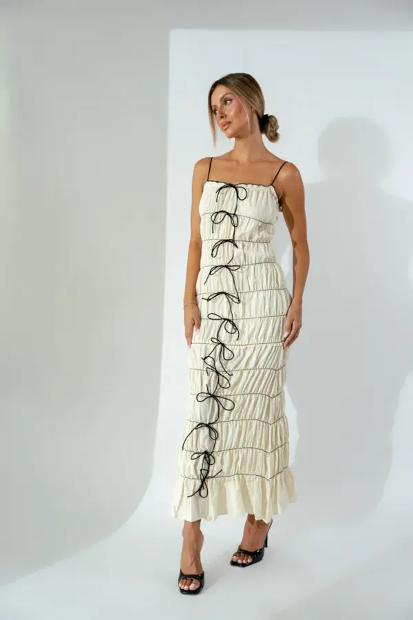Maxi Pleated Dress With Straps And Bow Details