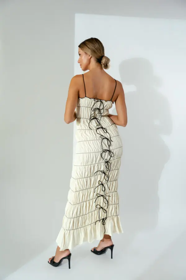 Maxi Pleated Dress With Straps And Bow Details - Image 3