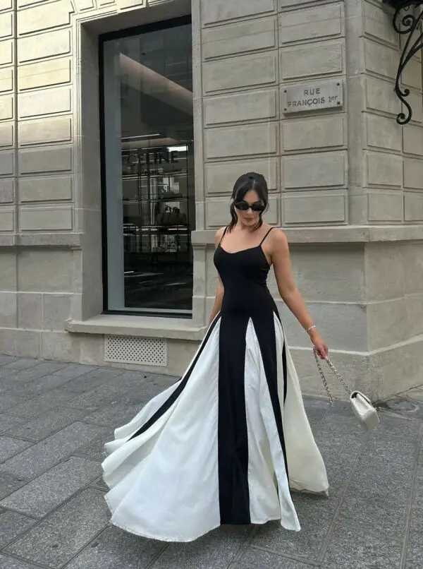 HERE SHE IS Maxi Φόρεμα Με Τιράντες Και Λεπτομέρεια Άνοιγμα Στο Τελείωμα - Image 3