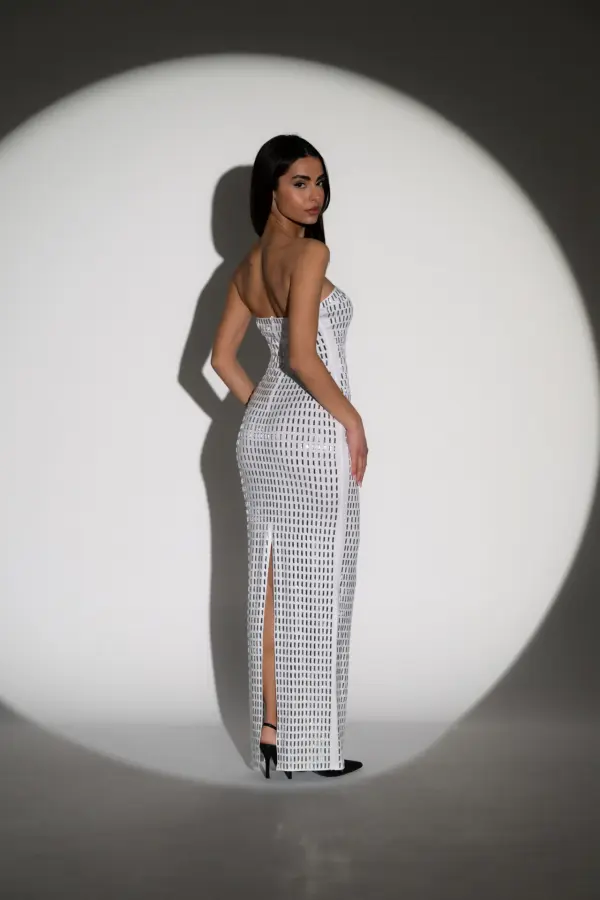 Maxi Strapless Dress Decorated With Rhinestones And Mirrors -White - Image 4