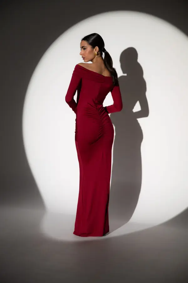 Maxi Long Sleeve Dress With Dropped Shoulders And Straps Decorated With Gold Detail - Burgundy - Image 5