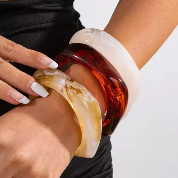 Κοκάλινο Βραχιόλι Bangle Τετράγωνο