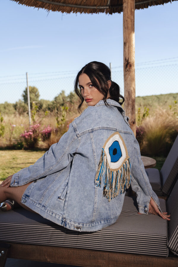Denim Oversized Τζάκετ Διακοσμημένο Με Πλεκτό Μάτι Με Κρόσσια - Image 3