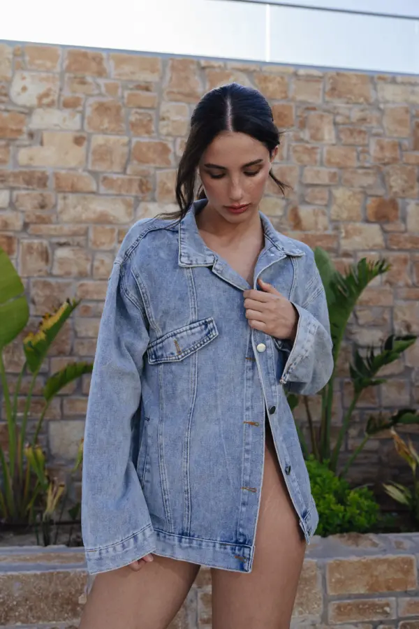 Denim Oversized Jacket Decorated With Knitted Eye With Fringes - Image 4