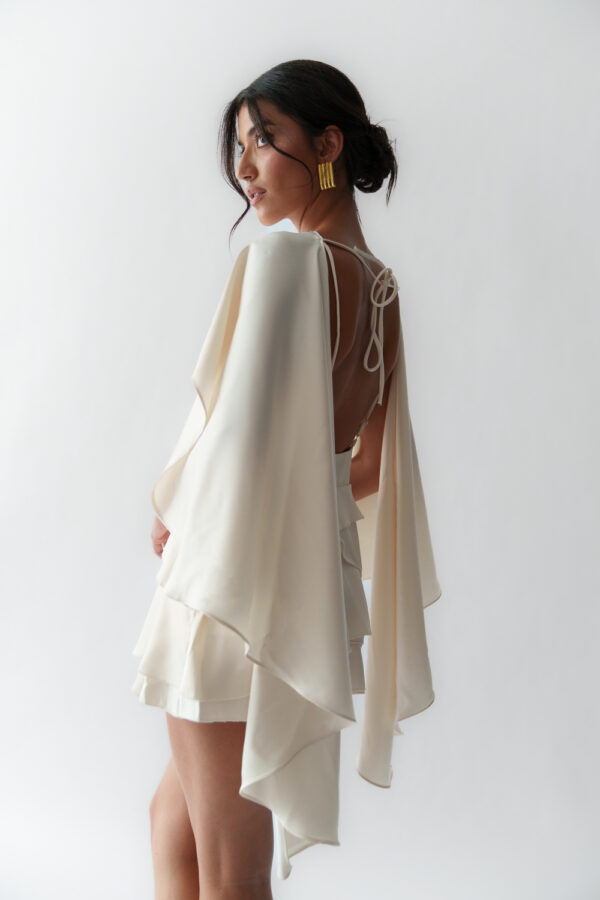 Mini Dress With Berta Effect And Ruffle At The End - Image 4