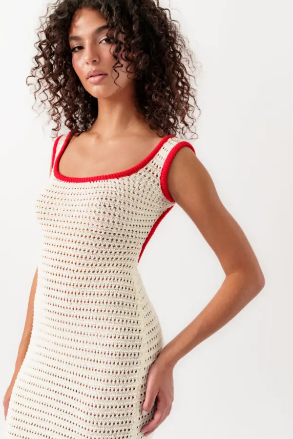 Maxi Knitted Perforated Dress With Open Back And Red Detail - Image 4