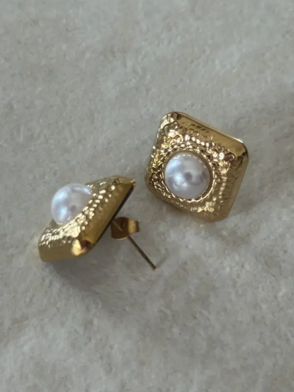 Square Steel Earrings With Pearl - Image 3