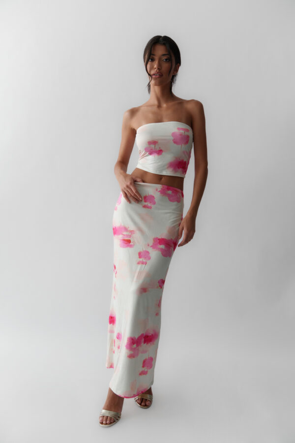 Maxi Skirt And Strapless Top Set With Decorated Flowers - Image 2
