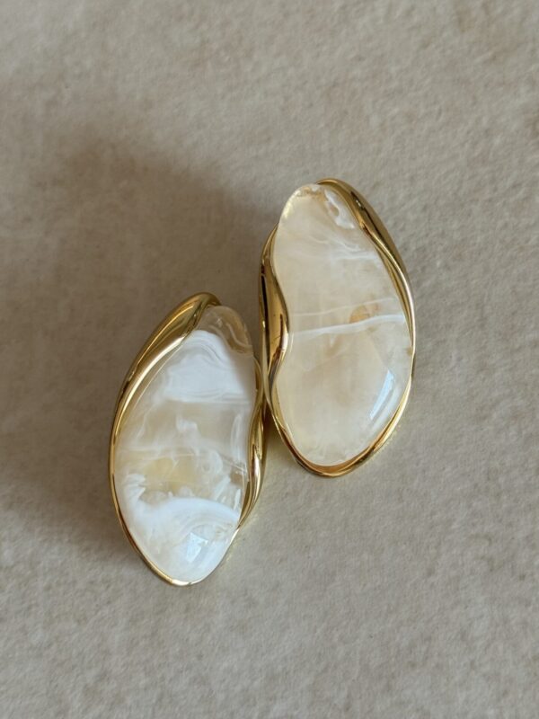 Oval Steel Earrings With White Stone