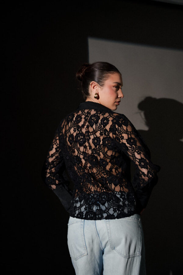LAVISH STYLE LACES Μακρυμάνικο See-Through Πουκάμισο Με Δαντέλα - Image 9